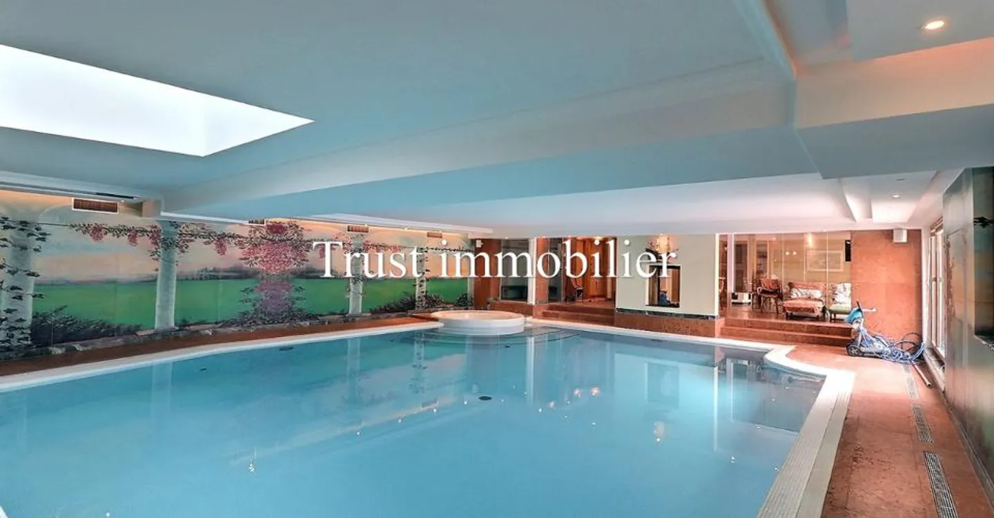 Appartamento in stile chalet a Crans-Montana - Foto 1 di 9