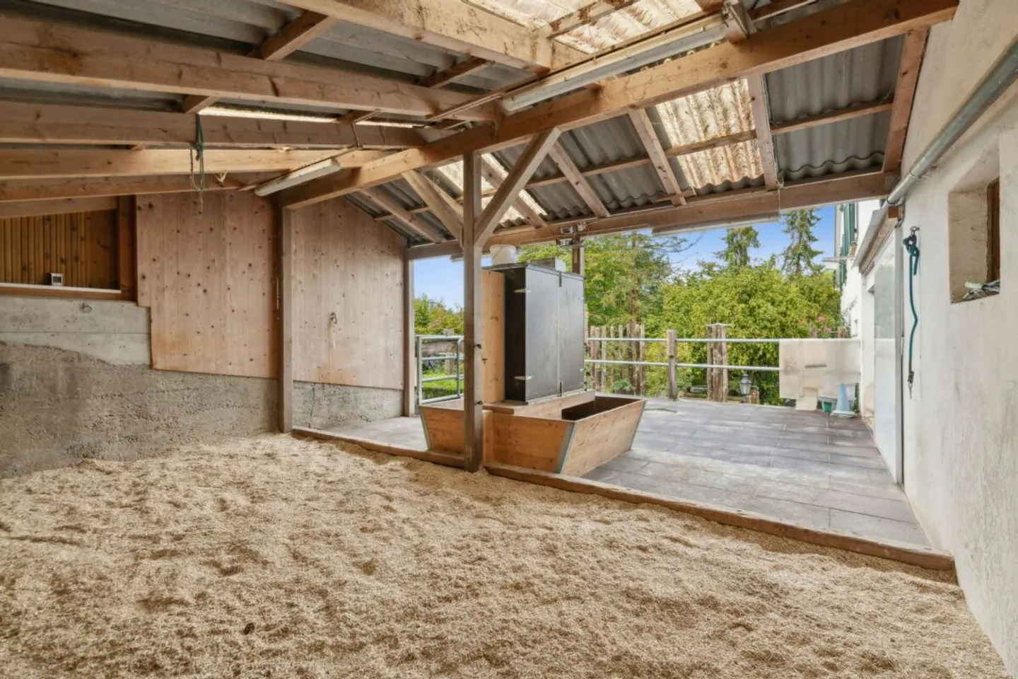Charmantes Bauernhaus mit Pferdeeinstellmöglichkeiten - Foto 2 von 10