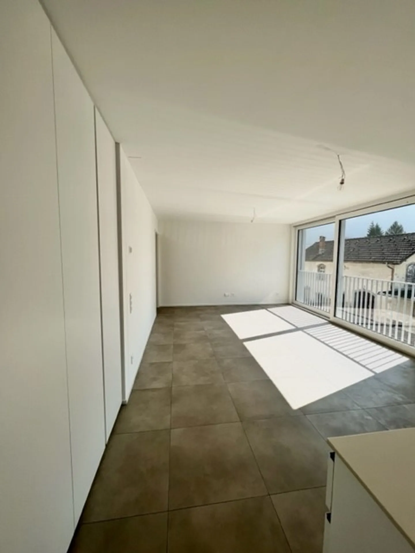Moderno appartamento con 2 camere a Grono - Foto 1 di 5