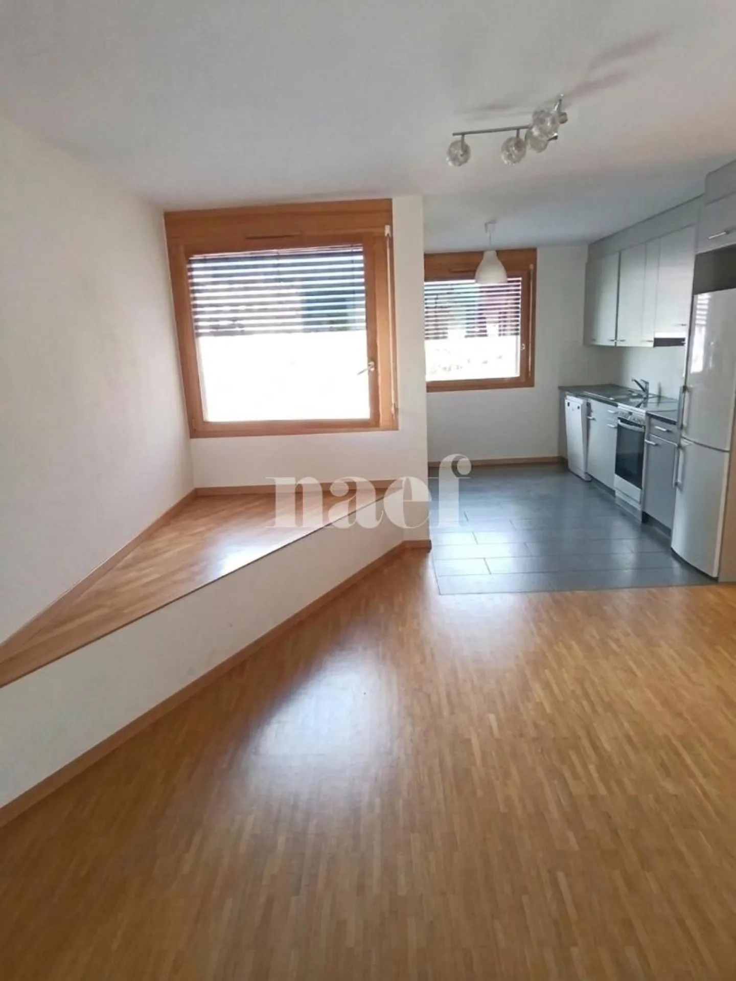 5-room apartment - Photo 2 of 3