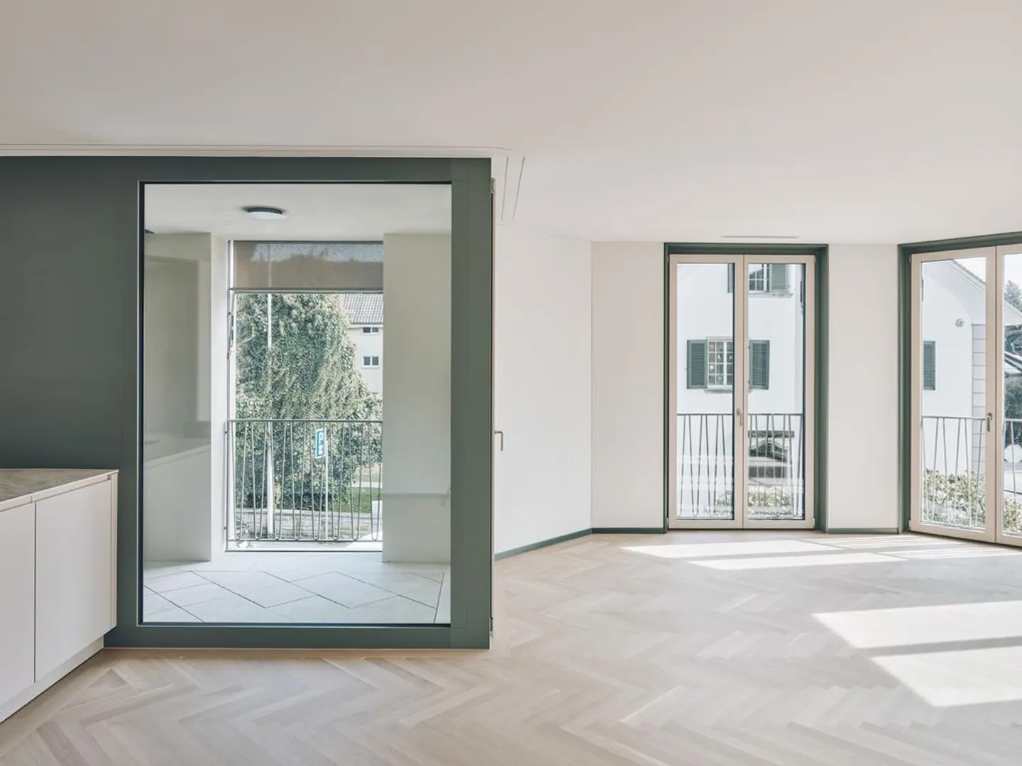 Appartement moderne de 3,5 pièces en ville à l'emplacement idéal à Meilen - Photo 4 sur 6