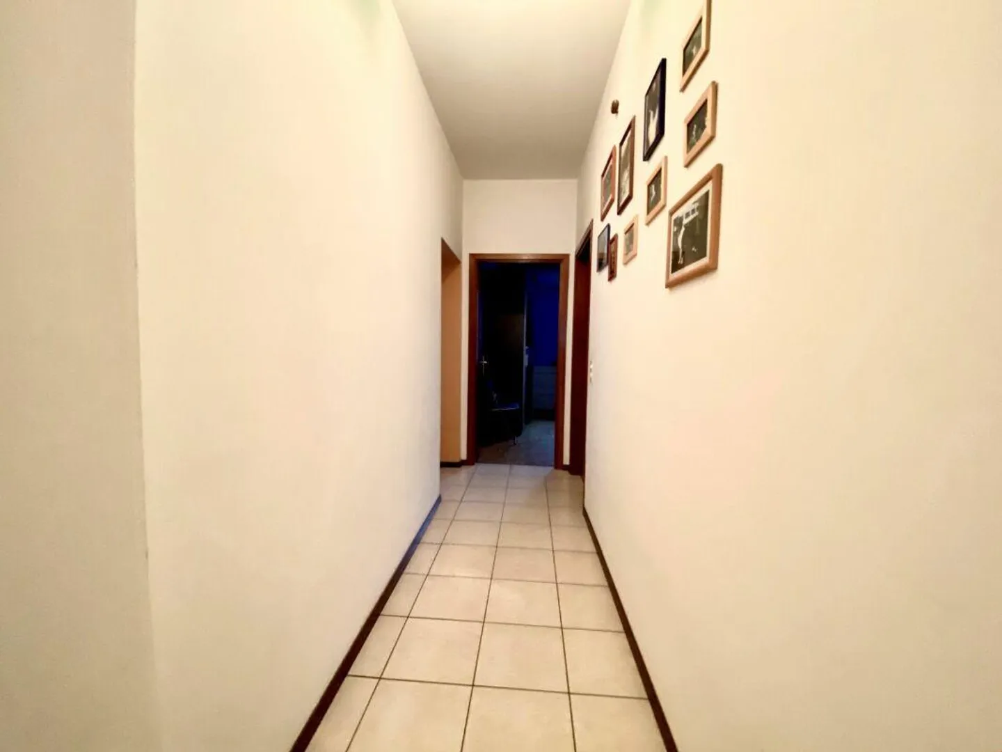 Casa con tre appartamenti come investimento redditizio - Foto 8 di 13