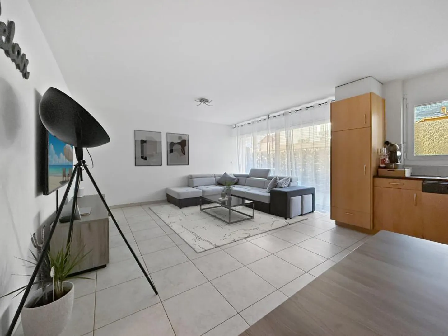 Wohnung kaufen - Foto 1 von 8