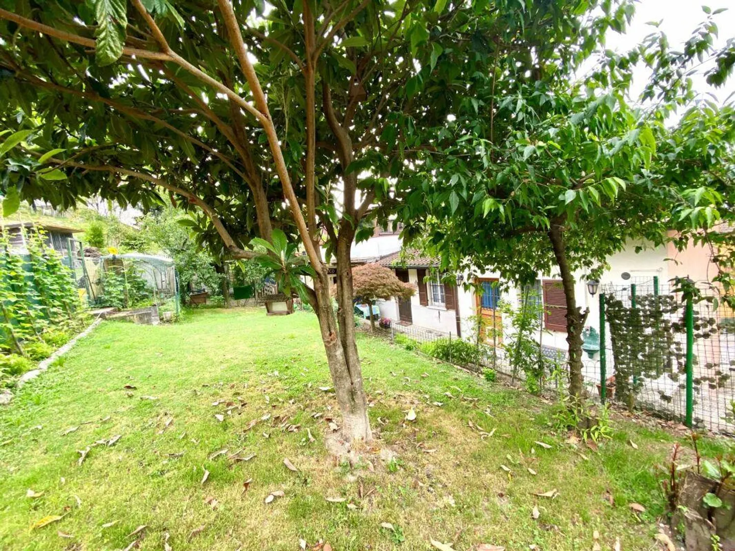 Casa con tre appartamenti come investimento redditizio - Foto 11 di 13