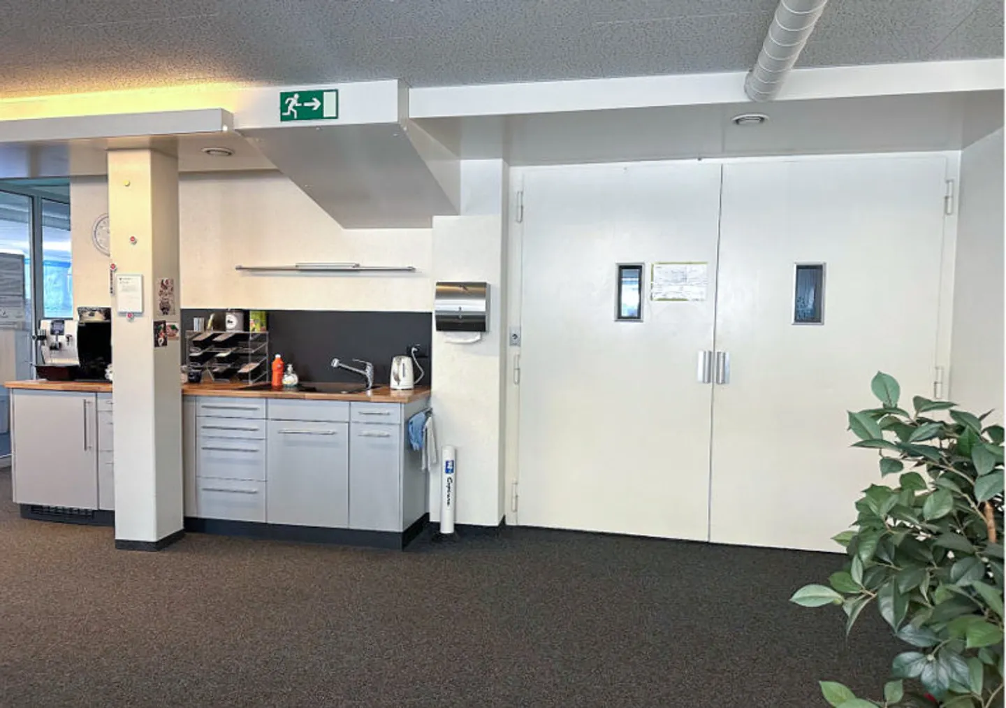 Moderne Bürofläche in zentraler Lage - Foto 6 von 9