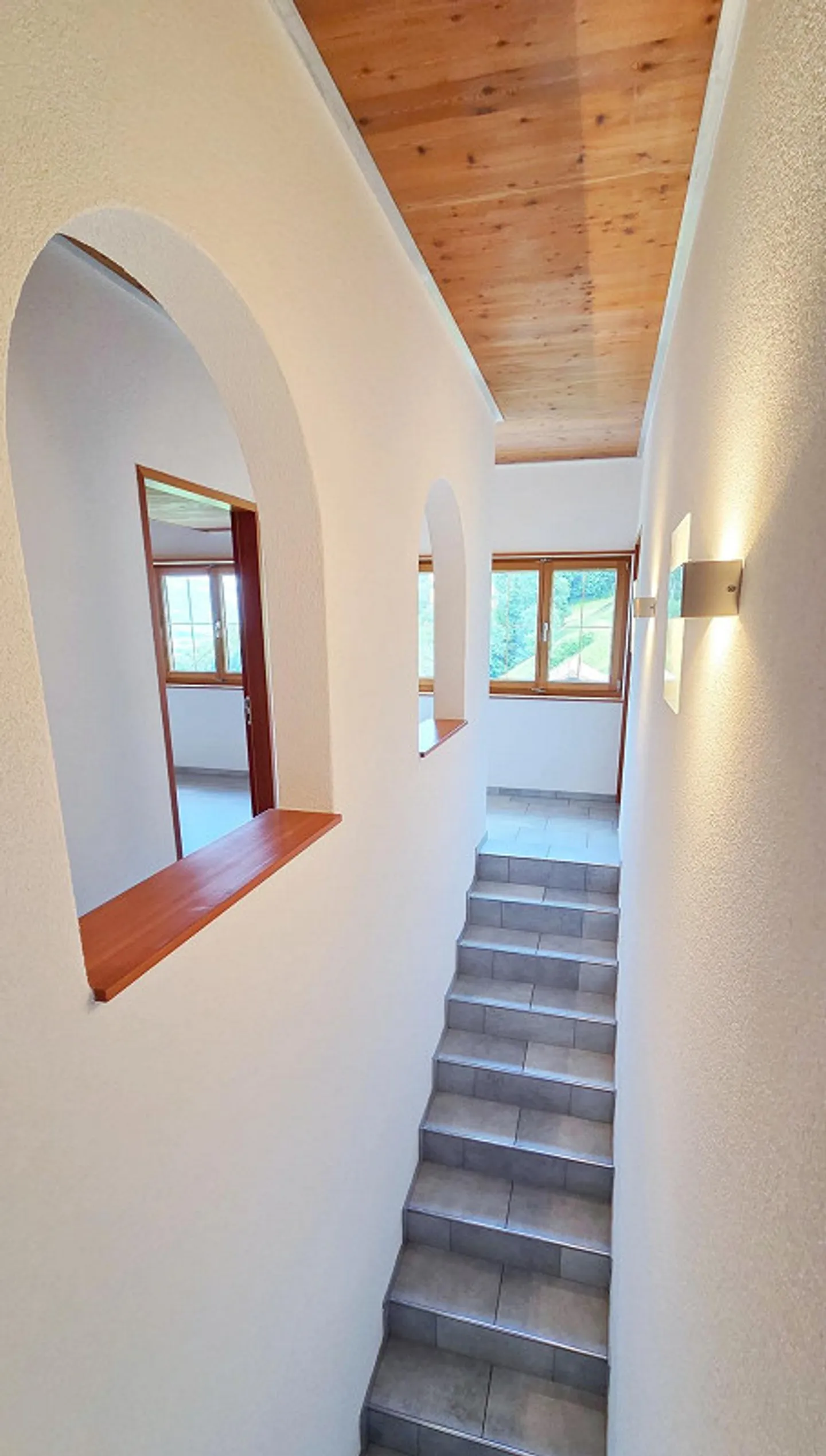 Detached single-family house in unobstructed view location - Photo 11 of 24