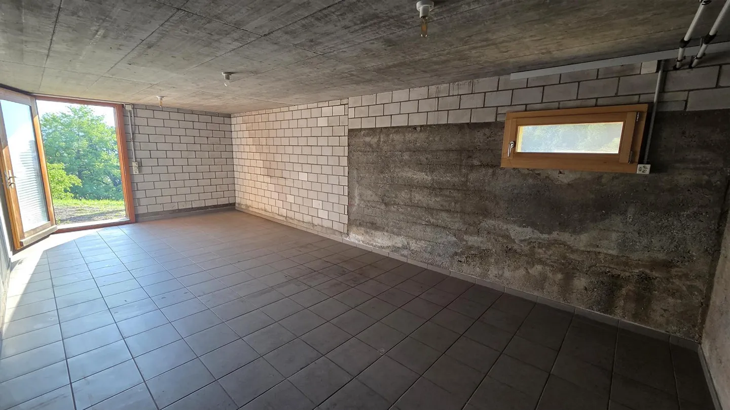 Detached single-family house in unobstructed view location - Photo 20 of 24