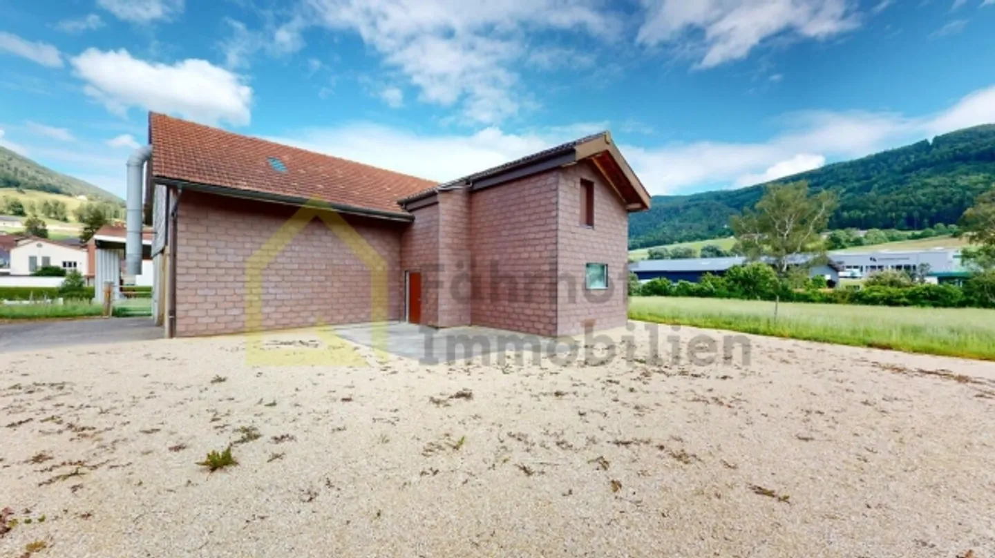 Residential building with outbuildings and 4,800 m2 of land - Photo 16 of 16