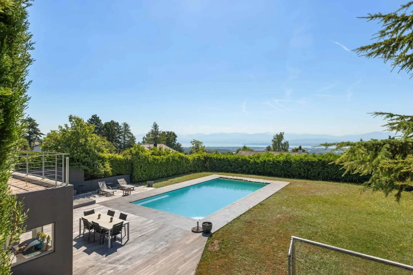 Villa con vista panoramica sul Lago di Ginevra e sul Monte Bianco - Foto 2 di 3
