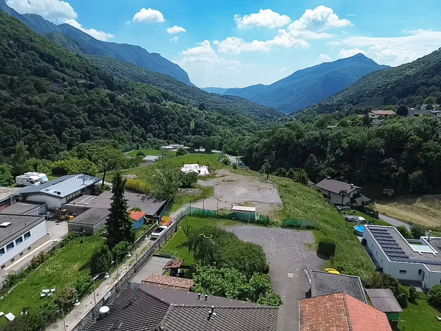Terrain approuvé pour 4 maisons - Photo 1 sur 5