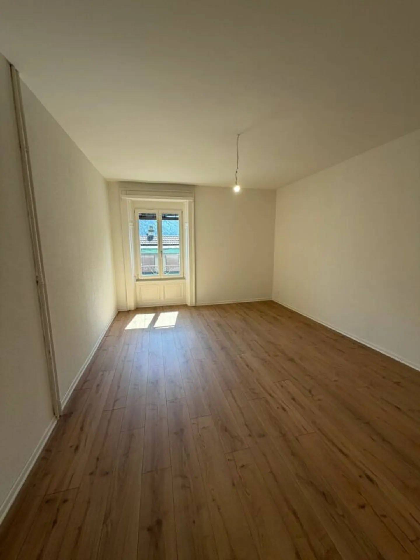 Charmante Renovierte Wohnung - Foto 3 von 13
