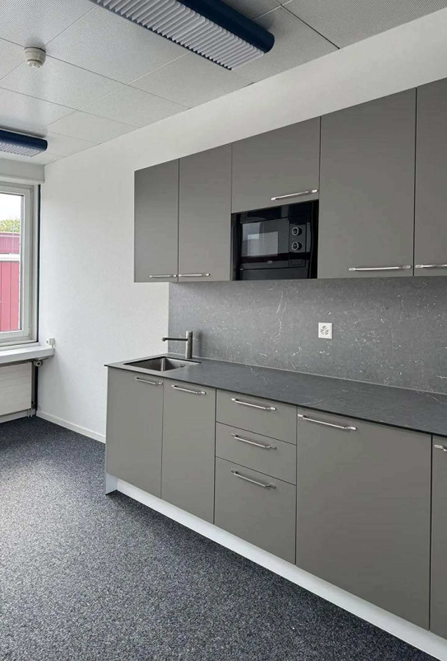 Preiswerte Bürofläche für KMU - Foto 11 von 15