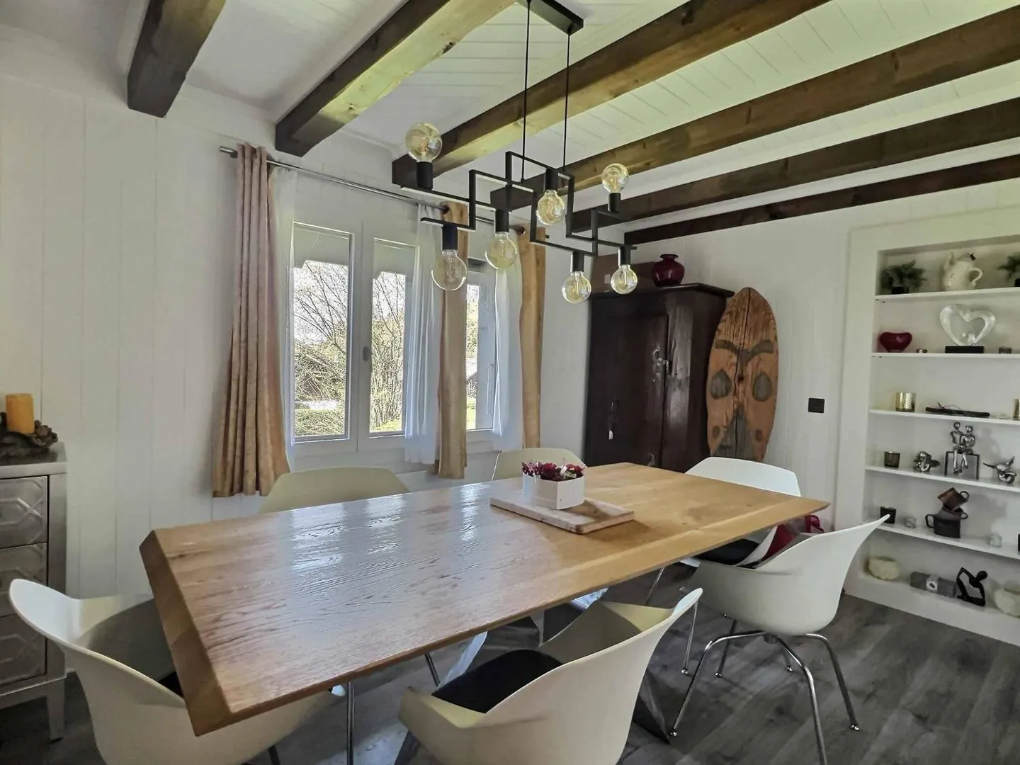 Magnifico chalet a Châtel-St-Denis! - Foto 4 di 13