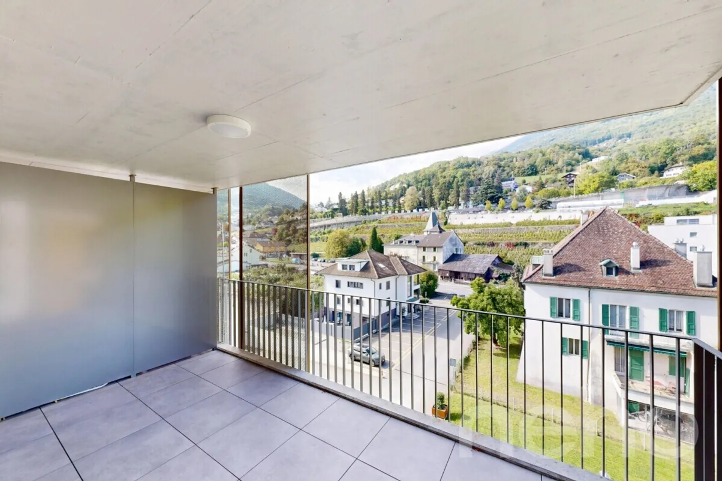 Spacious 4.5 rooms in the center of Monthey - Photo 10 of 13