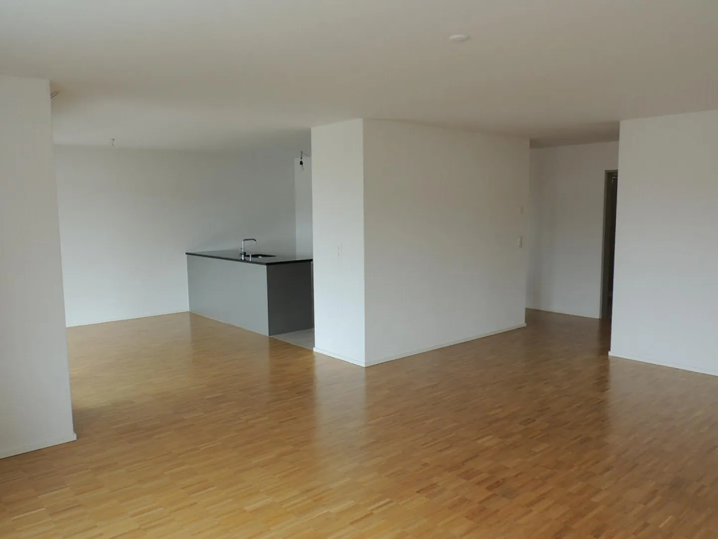 Modernes Apartment mit Terrasse - Foto 3 von 10