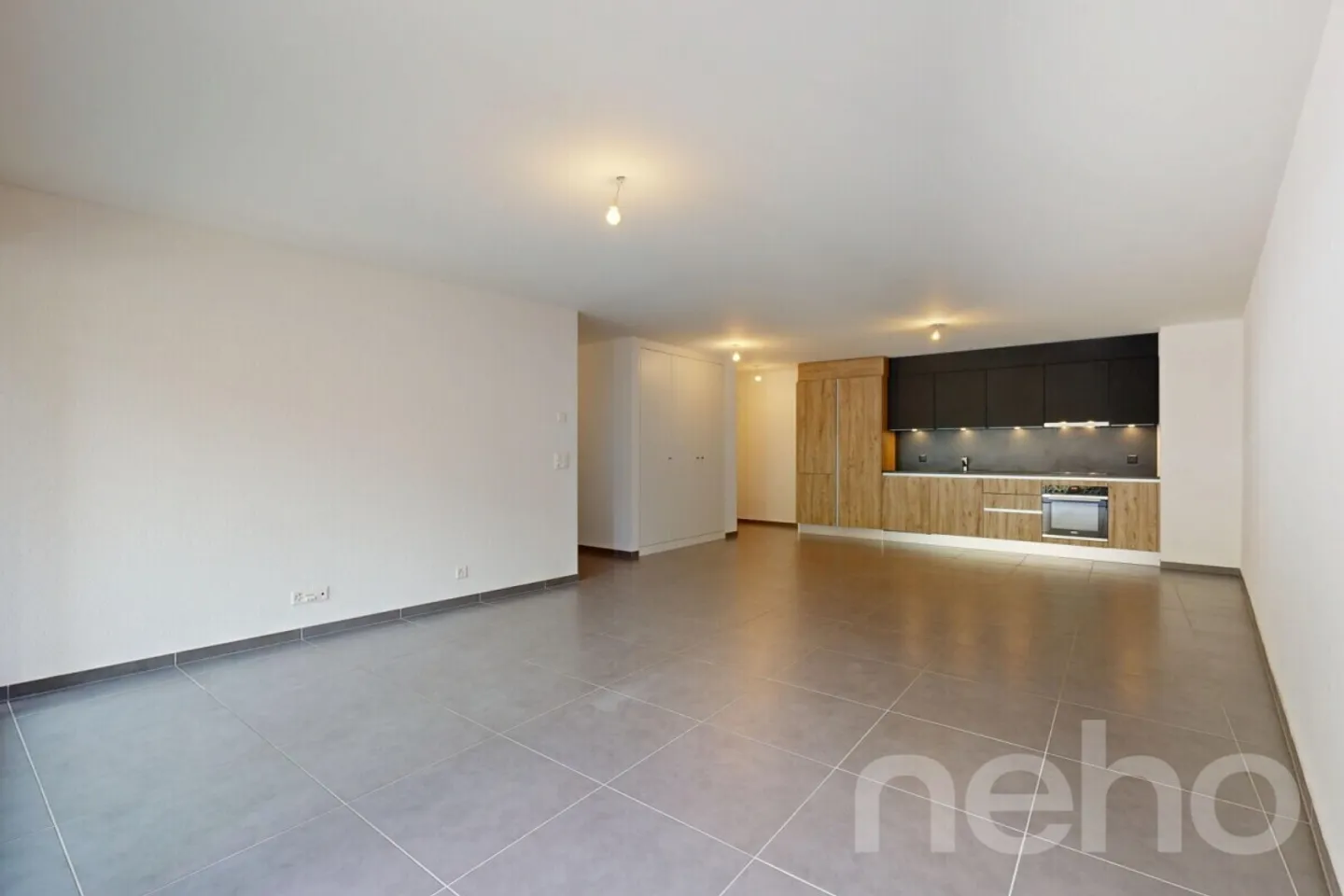 Spacious 4.5 rooms in the center of Monthey - Photo 9 of 13
