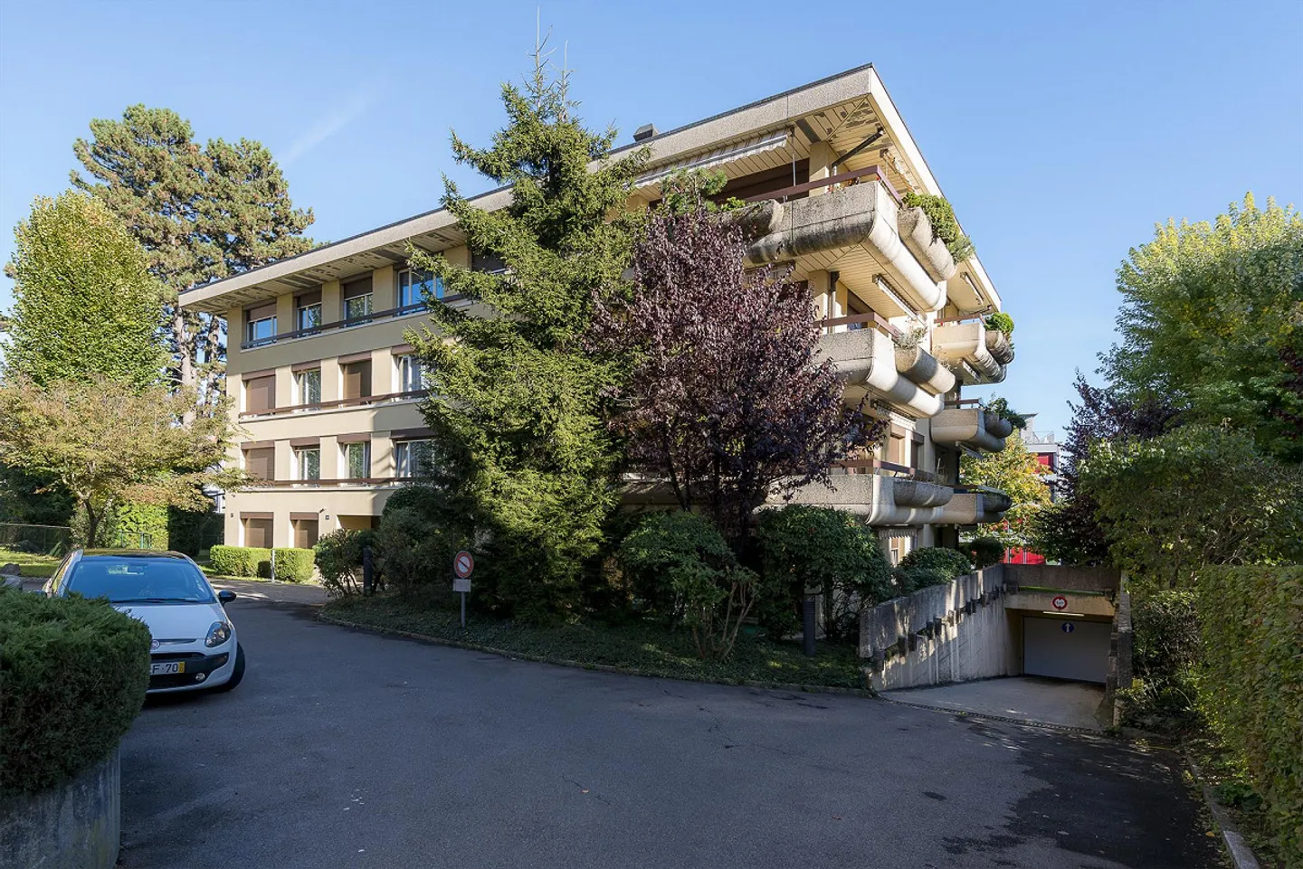 In affitto parcheggio interno - Foto 1 di 1