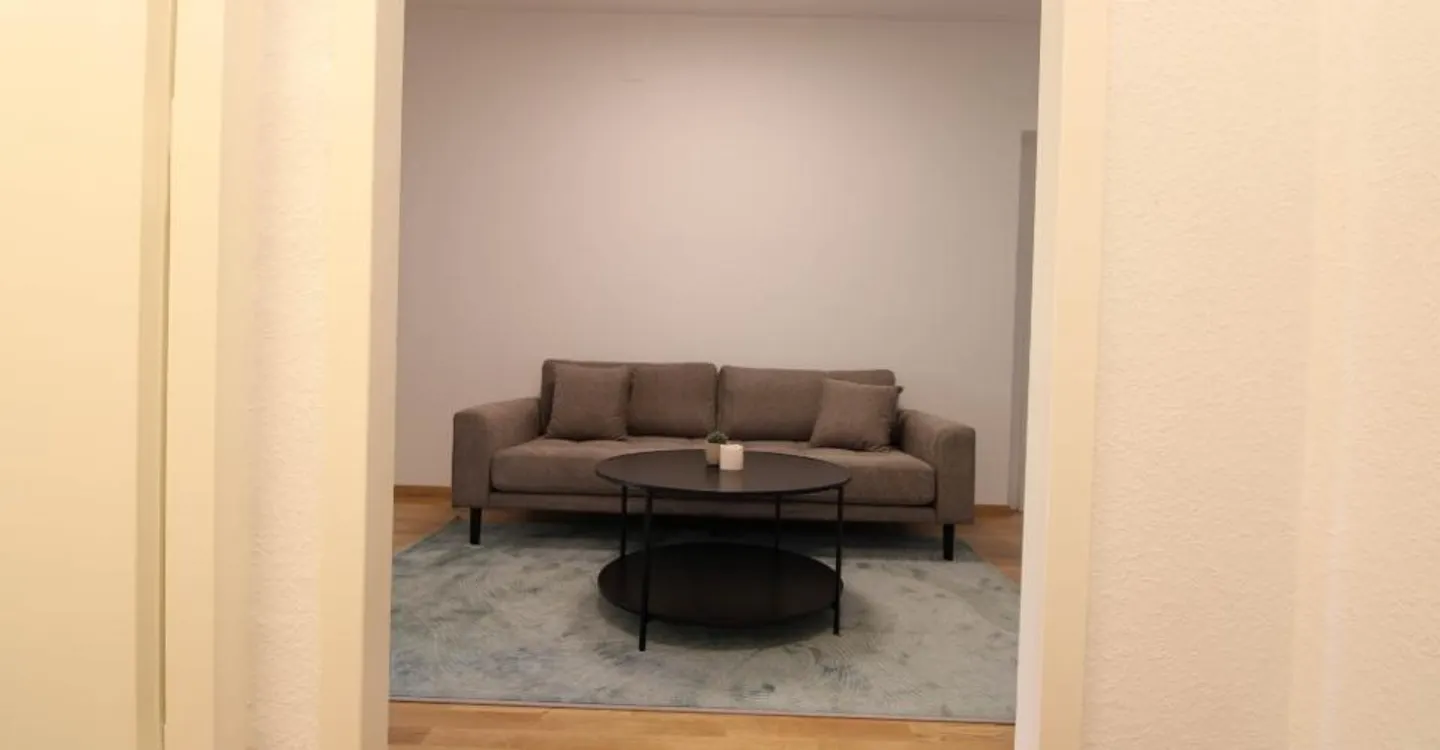 Comfortable Room in Geneva - Photo 16 of 17