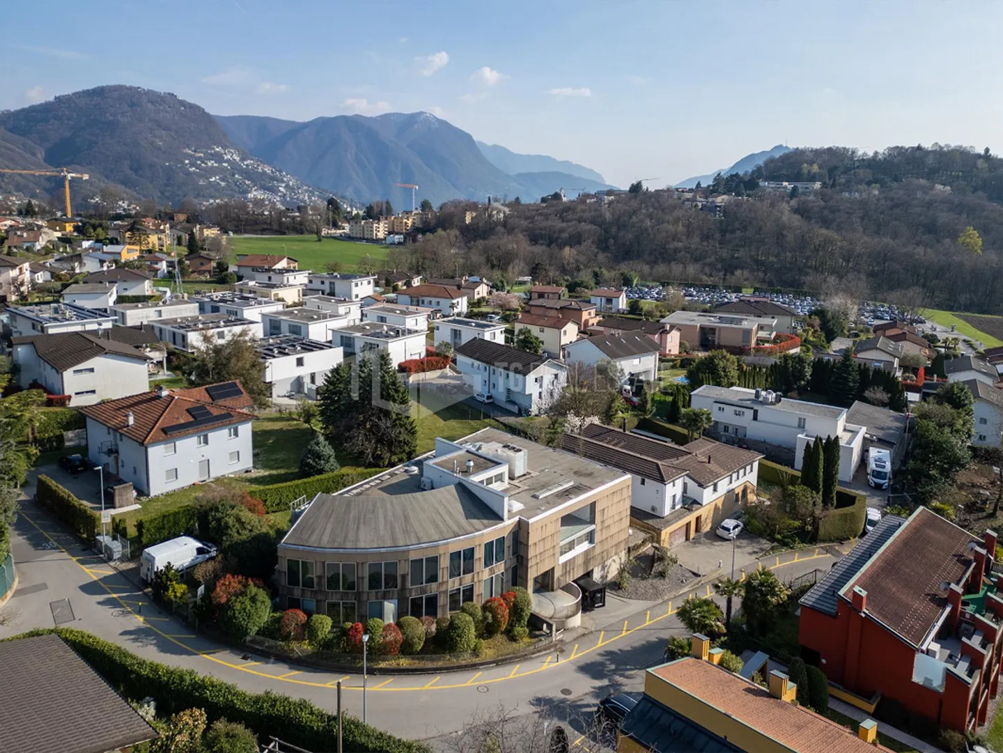 Modernes Apartment mit Terrasse - Foto 2 von 13