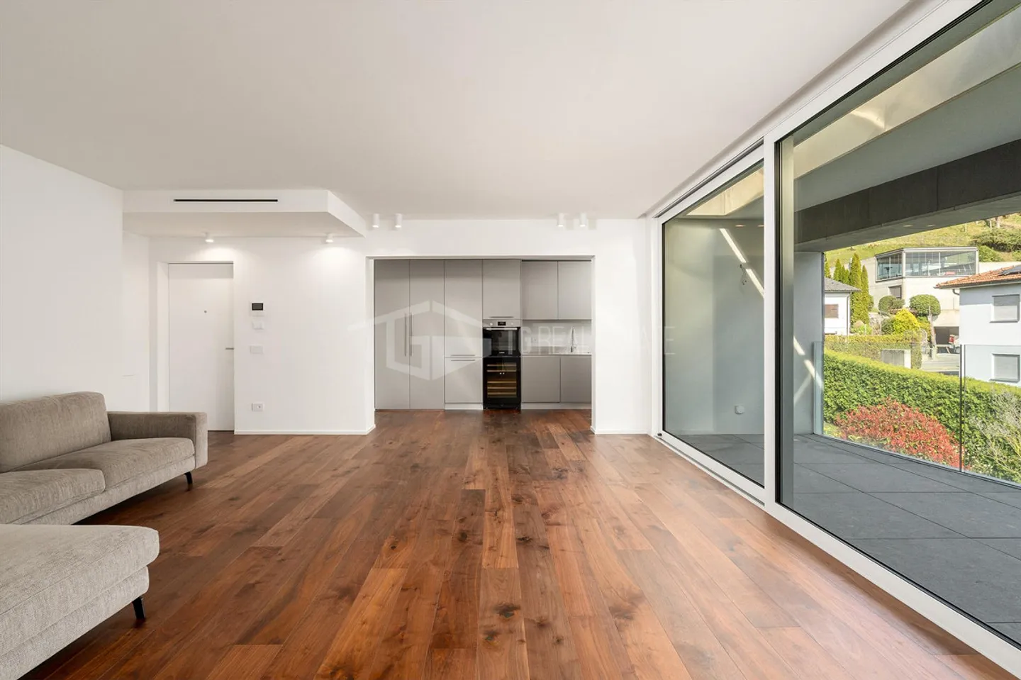 Modernes Apartment mit Terrasse - Foto 4 von 13