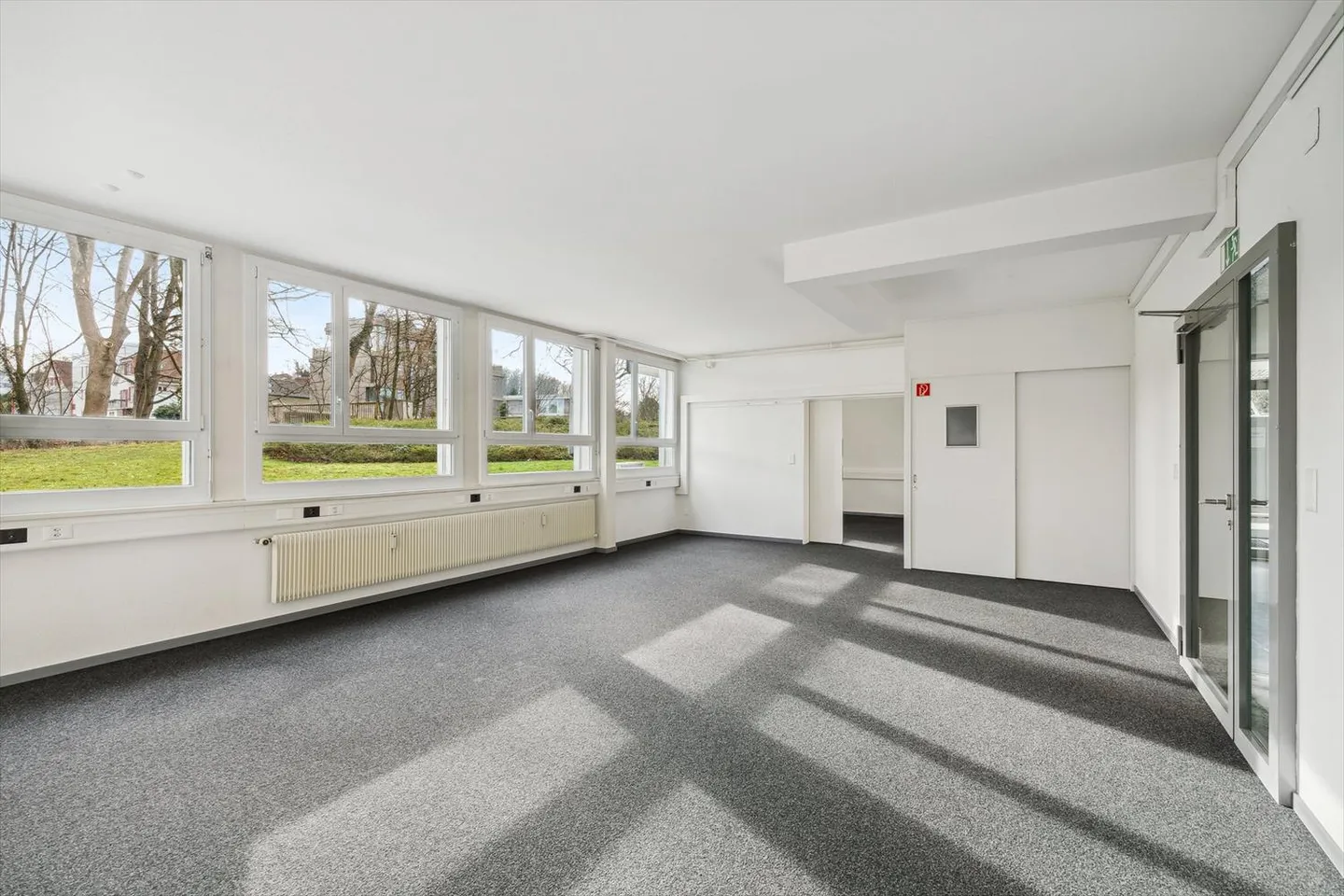 Ampie superfici per uffici a Oberwil - Foto 3 di 10
