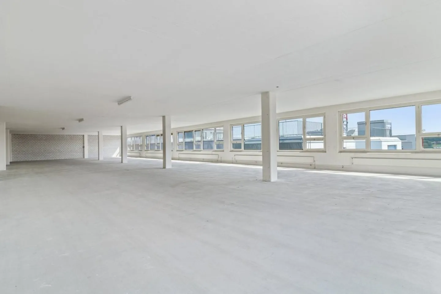Spazi commerciali flessibili nel Lindehus! - Foto 1 di 13