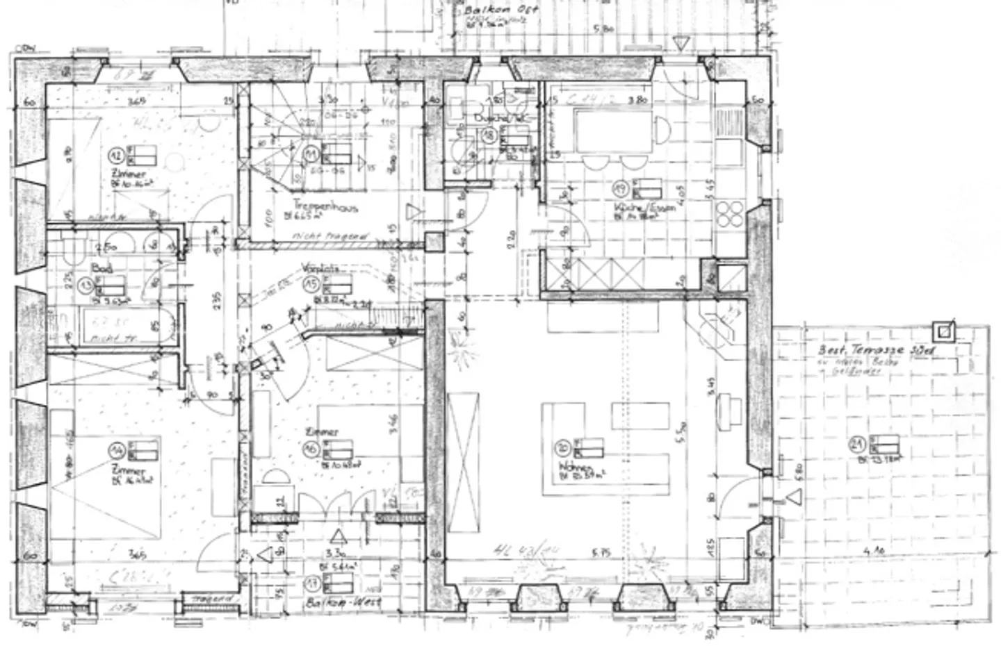 «Mehrfamilienhaus mit drei Wohnungen und grossem Umschwung» - Foto 19 von 20