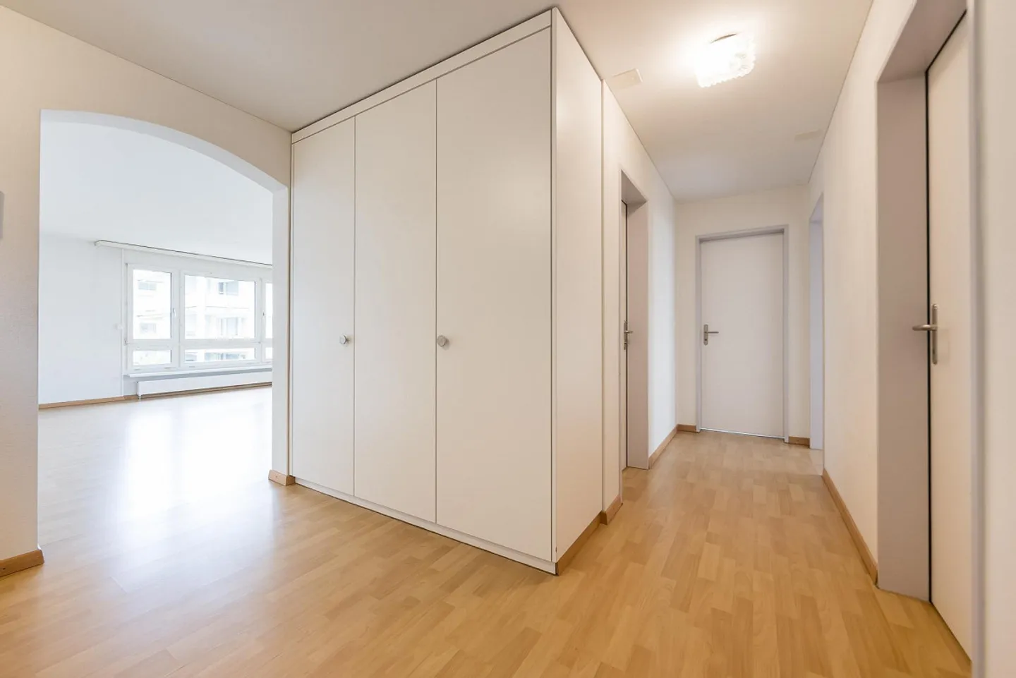 Familien willkommen - gepflegte 4.5-Zimmerwohnung im 1. OG - Foto 4 von 12