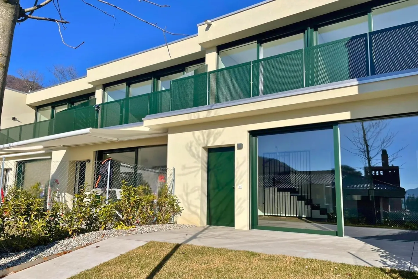 Villetta moderna a Manno - Foto 3 di 16