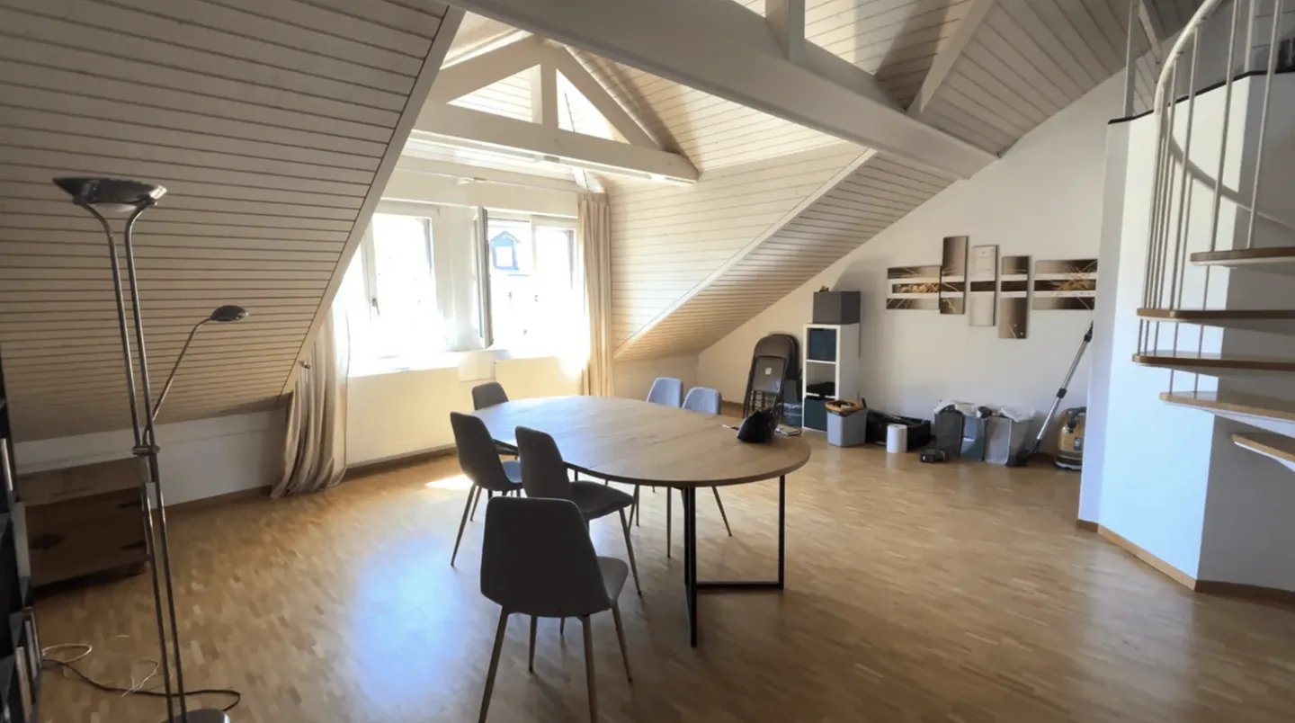 Helles 4,5-Zimmer-Apartment - Foto 1 von 5