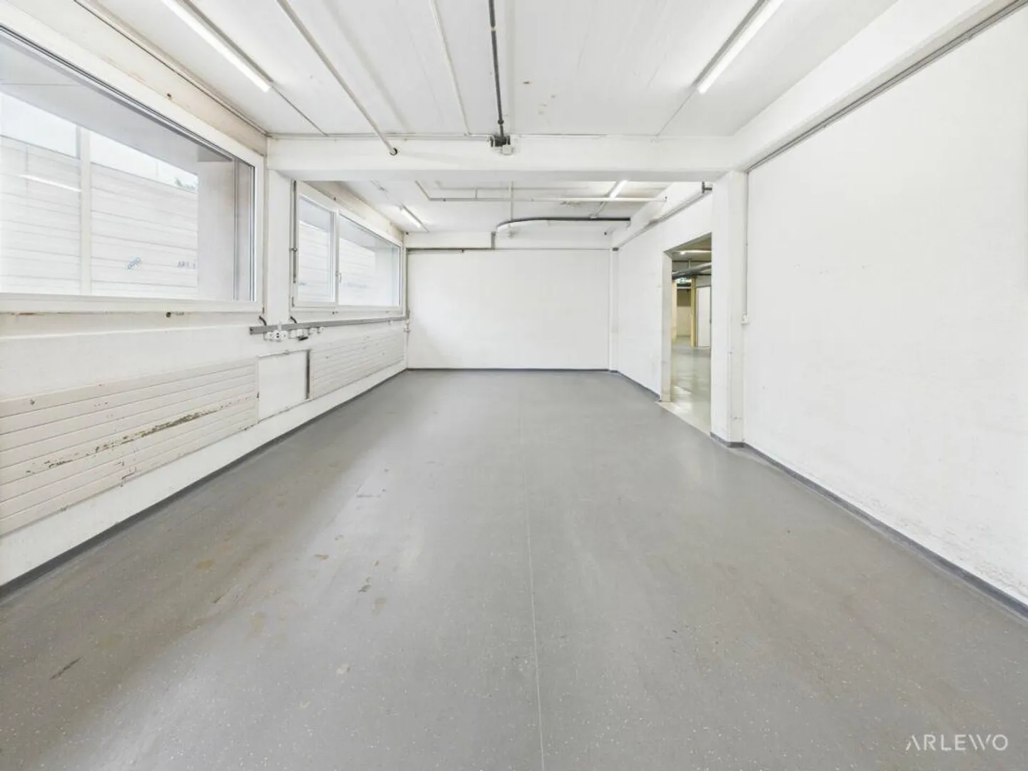 Espace commercial avec valeur ajoutée sur deux niveaux - Photo 9 sur 18