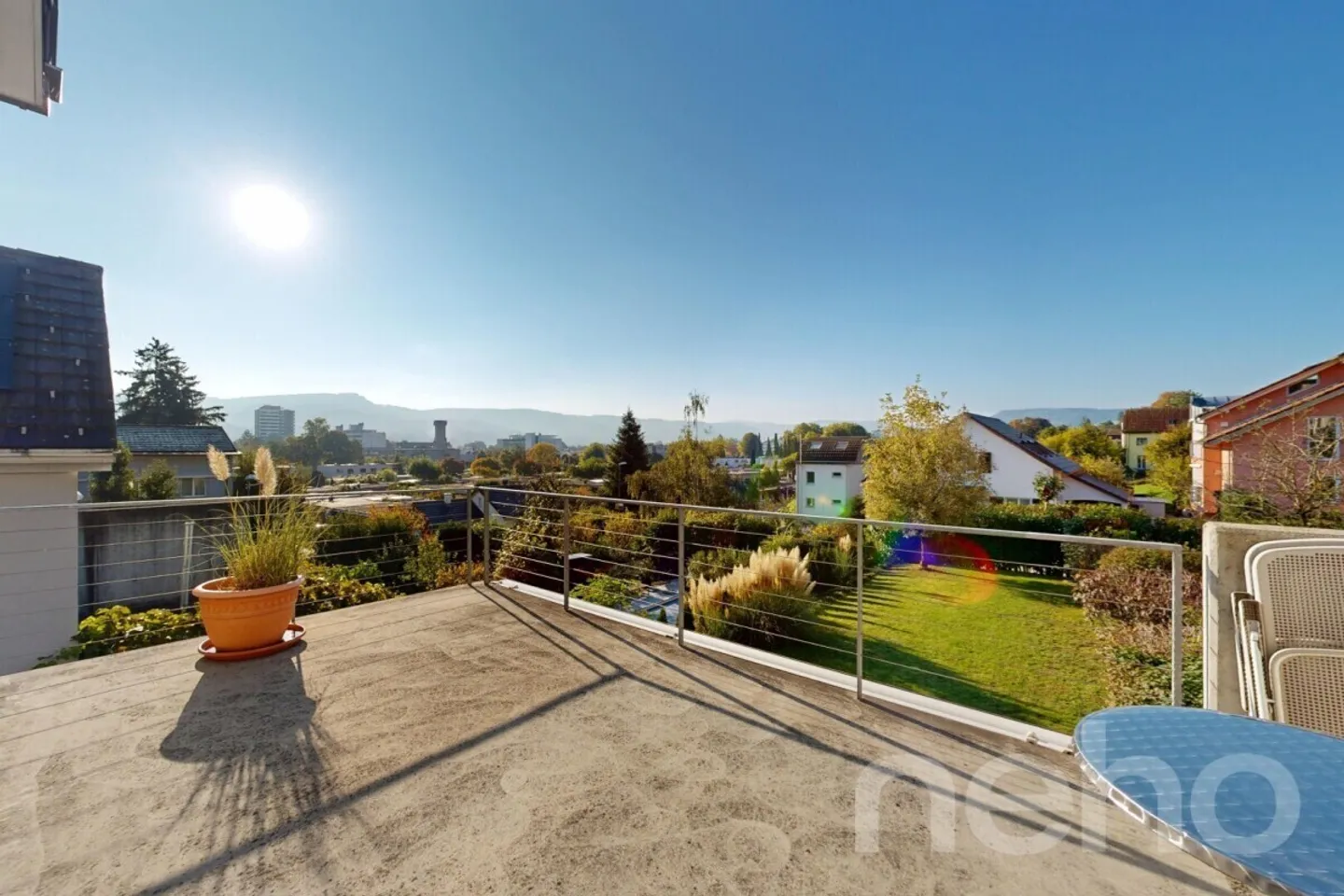 Modern 6.5-Room Detached House in Sunny Location with Low-Maintenance Garden - Photo 8 of 13