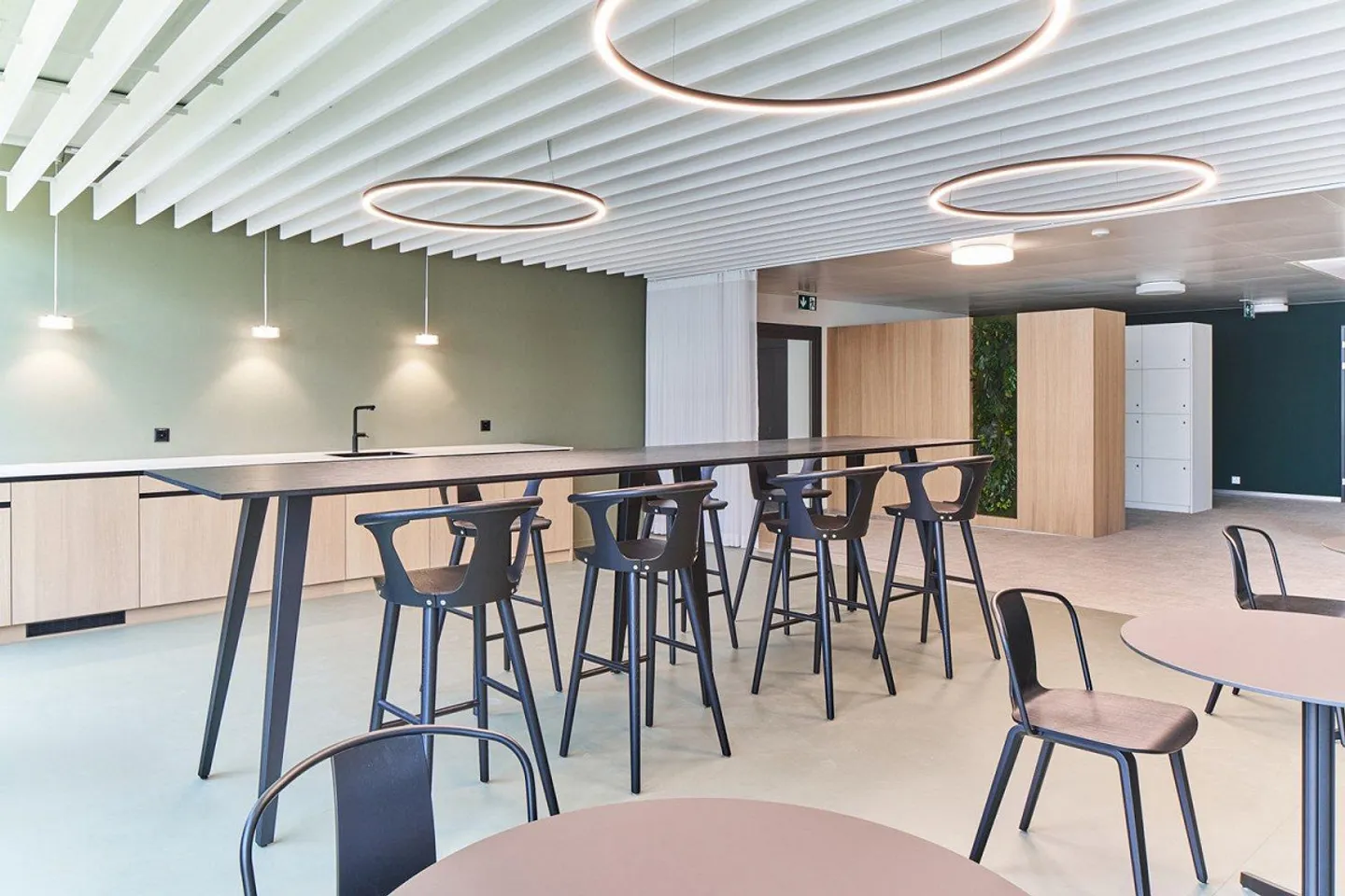 FlurWork - The Work Environment of the Future - Photo 2 of 8