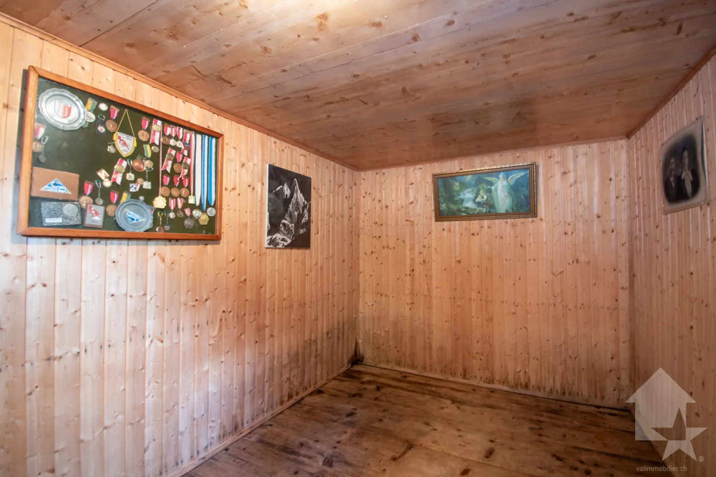 Chalet à rénover au coeur de la nature - Photo 16 sur 17