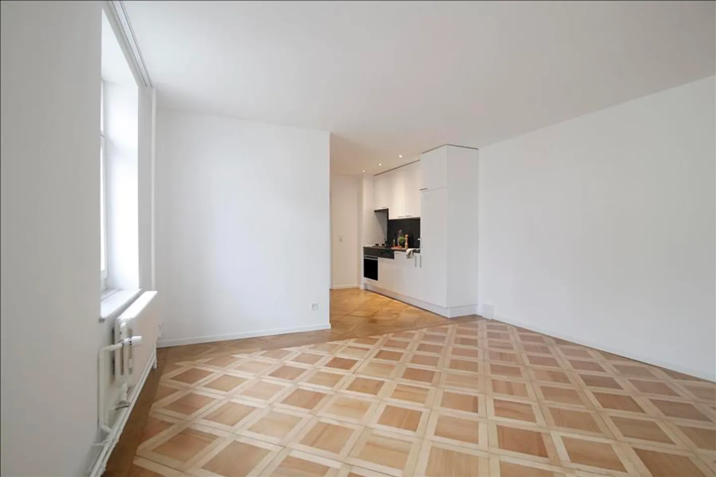 Appartamento d'epoca con charme cerca nuovo residente! - Foto 1 di 9