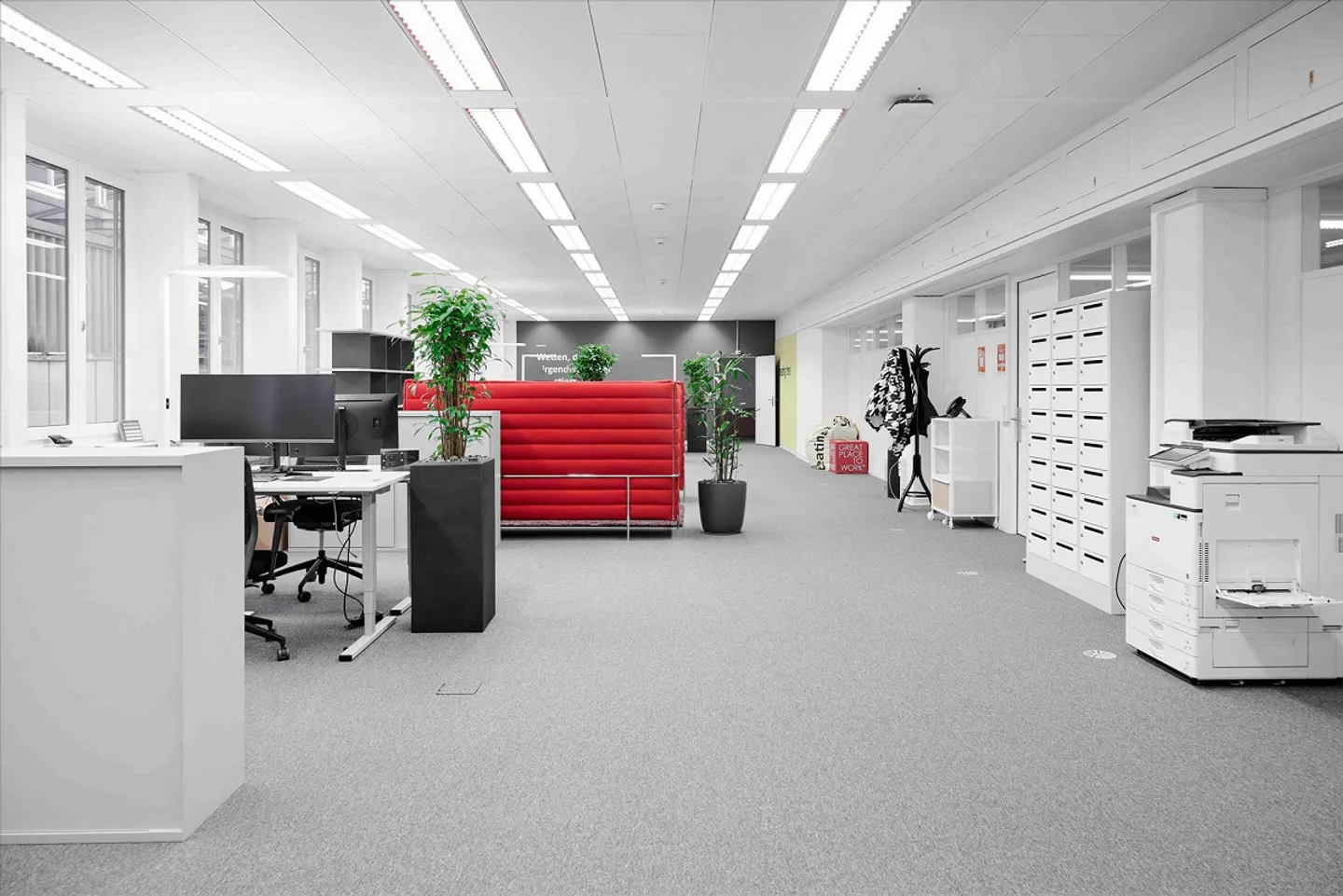 Spazio ufficio da 135 a 1500 m2 sviluppato - nell'area Riverside ... - Foto 1 di 11