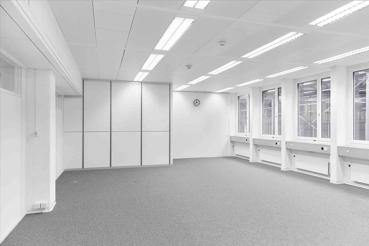 Spazio ufficio da 135 a 1500 m2 sviluppato - nell'area Riverside ... - Foto 6 di 11