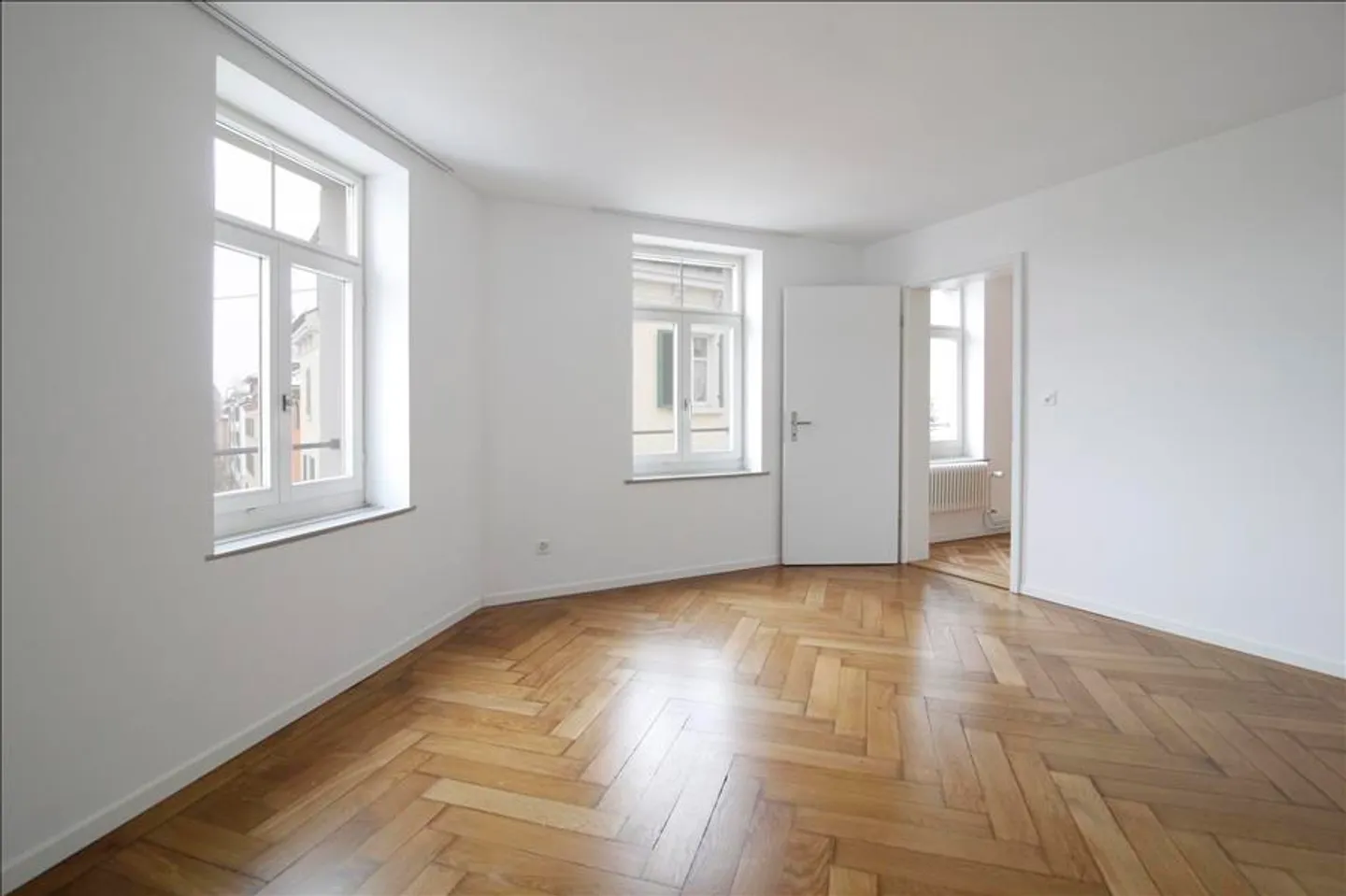 Appartamento d'epoca con charme cerca nuovo residente! - Foto 6 di 9