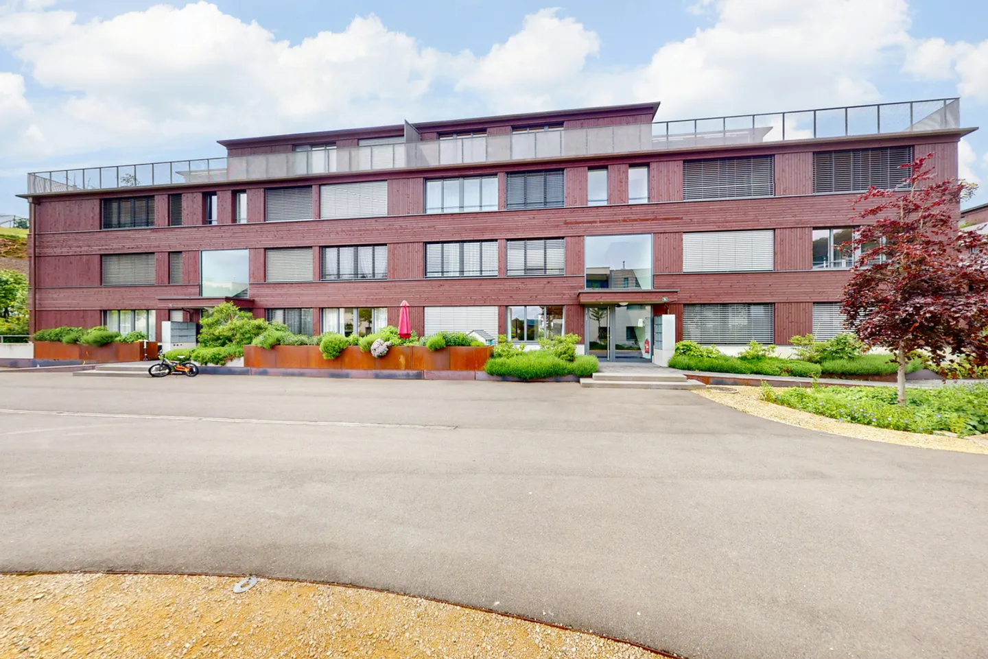 Tolle Singlewohnung an ruhiger Lage sucht Sie! - Photo 1 of 5
