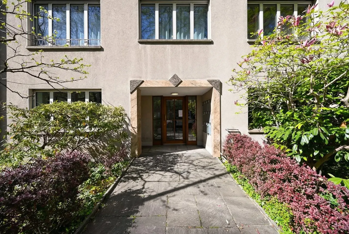 Stadtwohnung mit privatem Garten - Foto 1 von 9