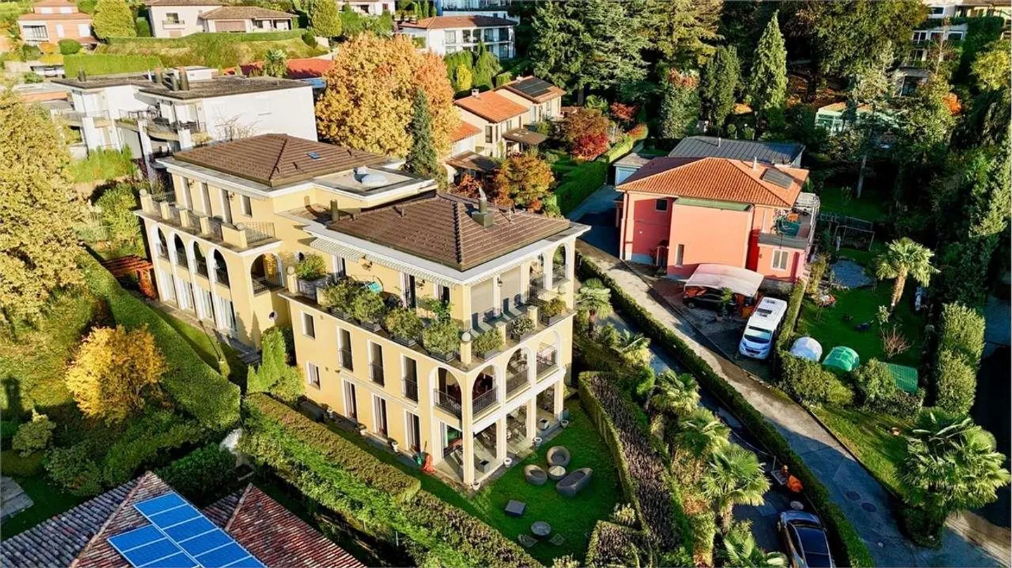 Elegantes Appartement 3,5 in Villa - Foto 3 von 13