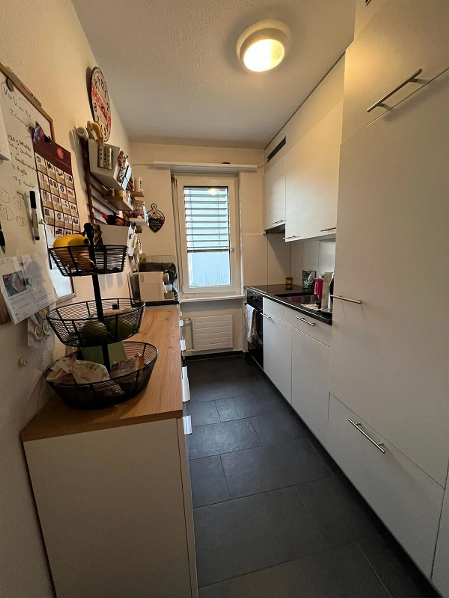 Apartment in a quiet neighborhood - Photo 2 of 8