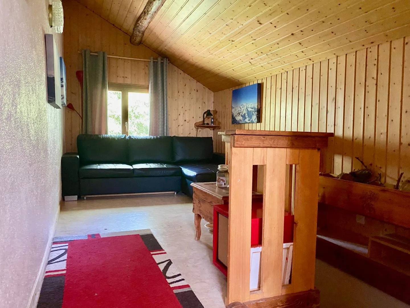 Chalet for sale - Photo 10 of 13