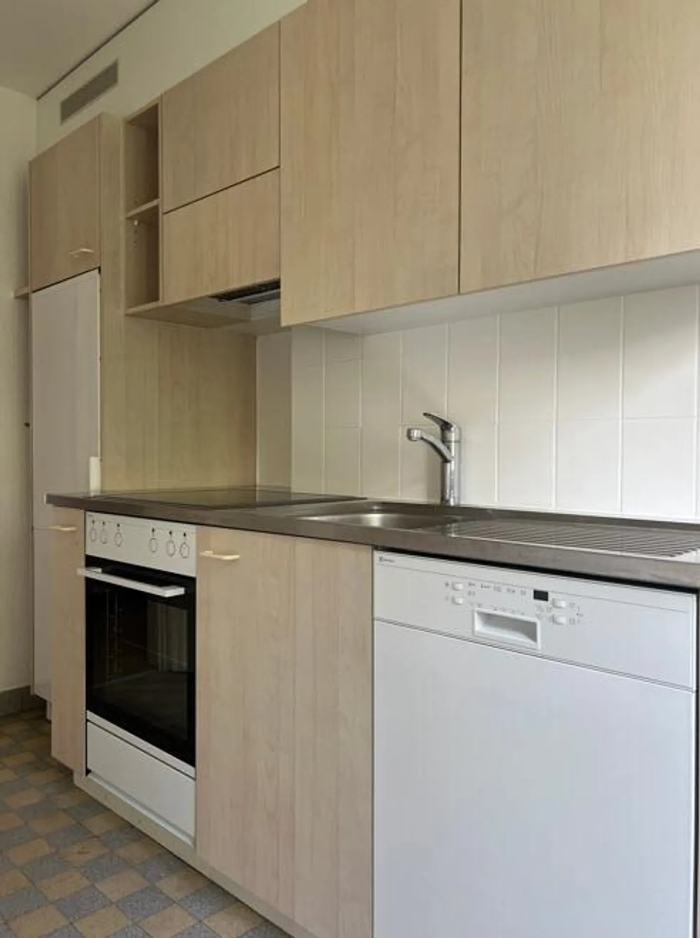 Charmante Wohnung in Muttenz - Foto 3 von 10