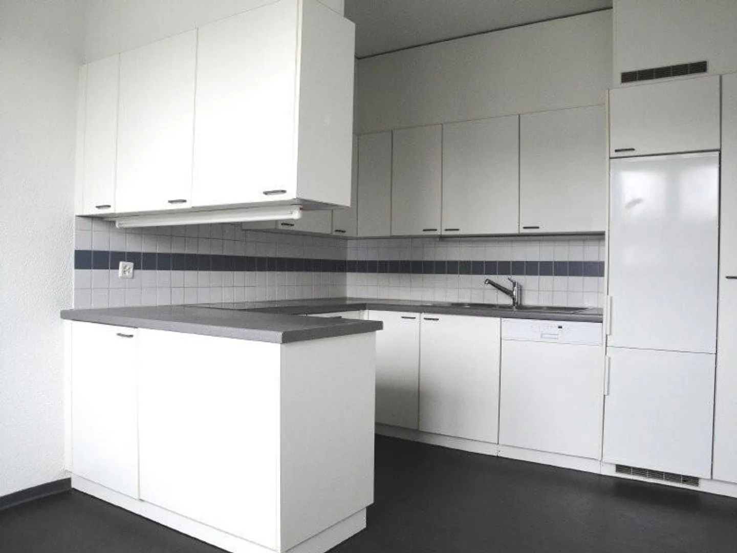 Appartamento moderno in zona familiare - Foto 2 di 10
