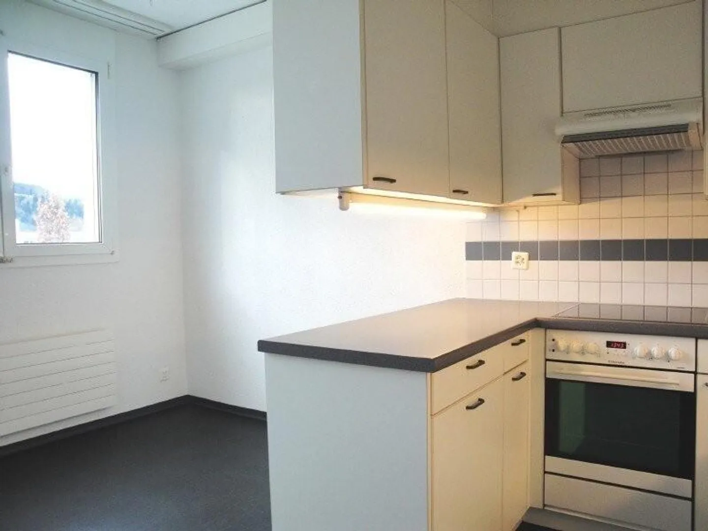 Appartamento moderno in zona familiare - Foto 3 di 10