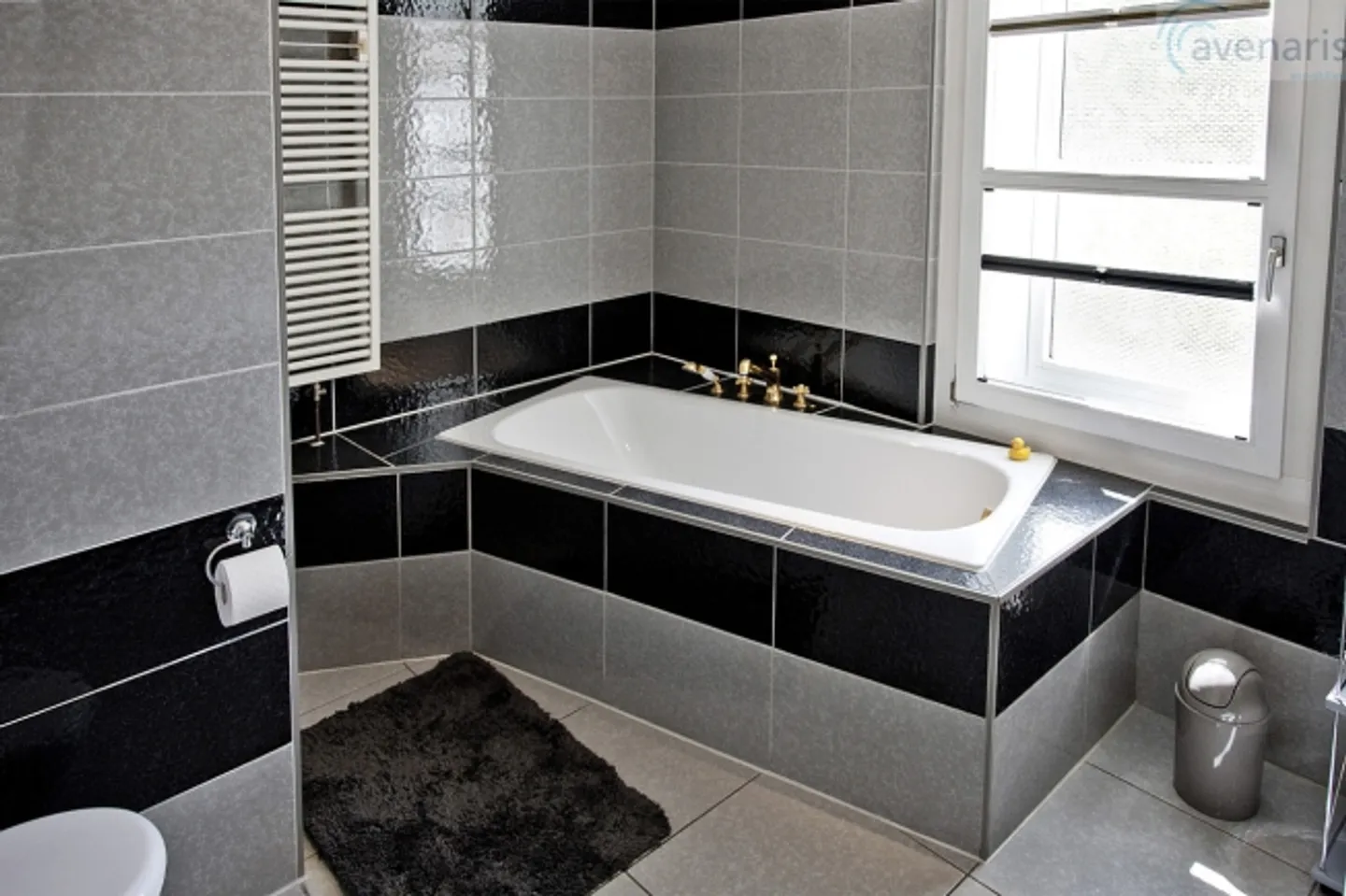 Einzigartige Liegenschaft mit Panoramablick und beheiztem Indoor-Pool - Foto 10 von 16