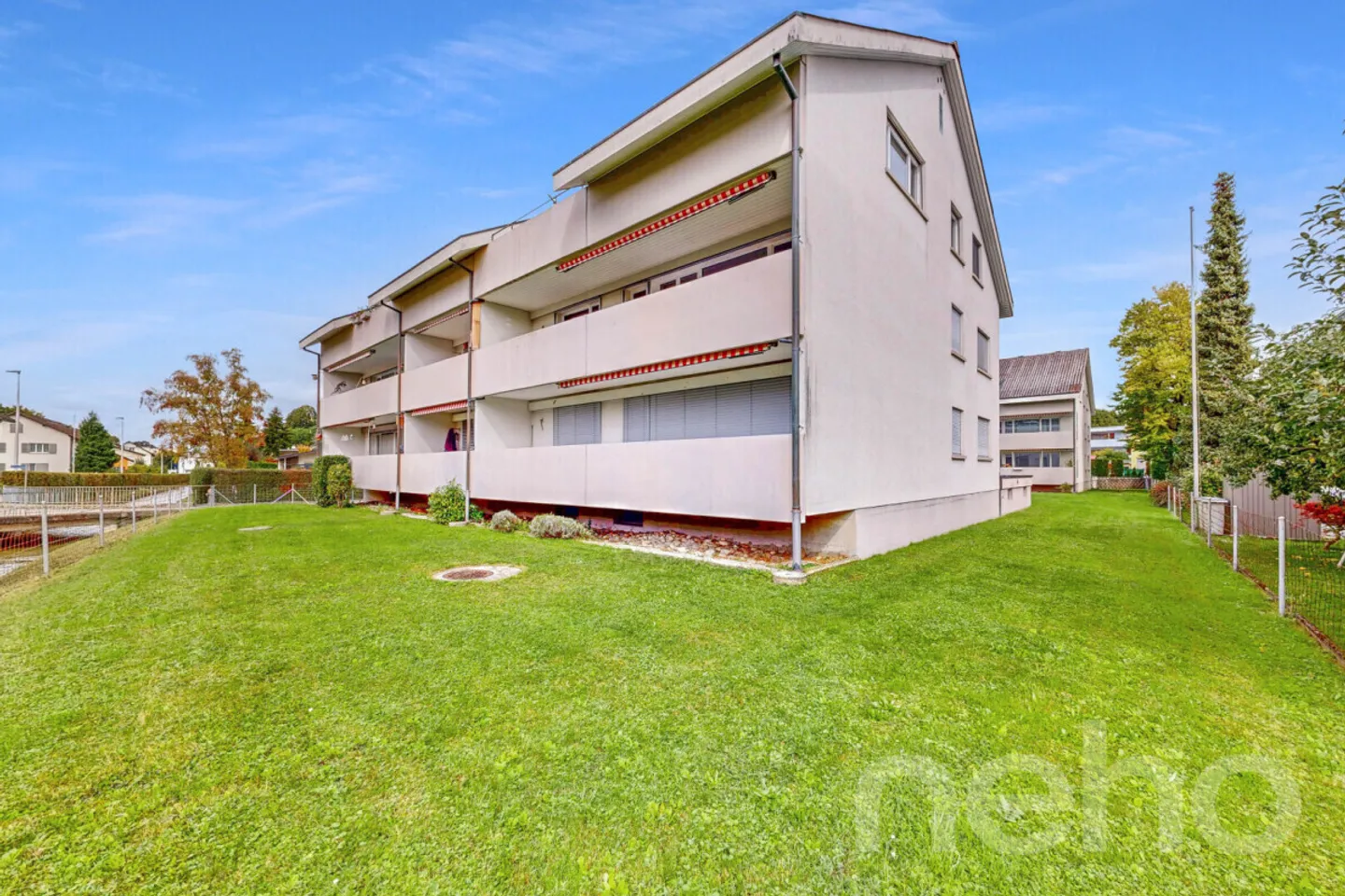 4.5-Room Apartment on the Raised Ground Floor - Sunny, Quiet, and Central - Photo 1 of 12