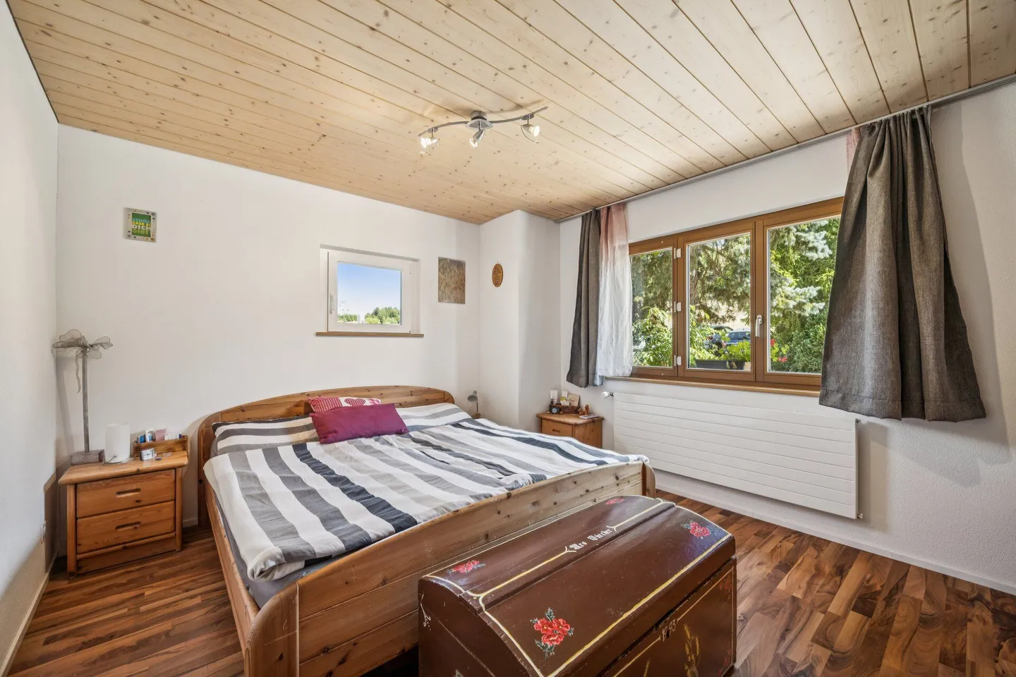 Chalet attrayant de 5,5 pièces à Mörigen BE avec vue sur le lac de Bienne - Photo 8 sur 19