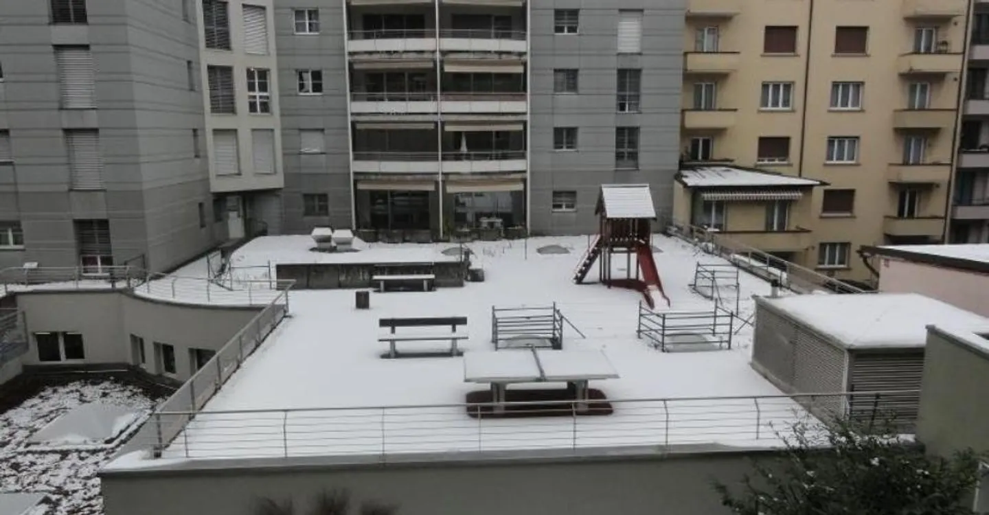 Close to the city center! - Photo 6 of 7